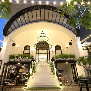 Le House Boutique - 100m To The Дананг
